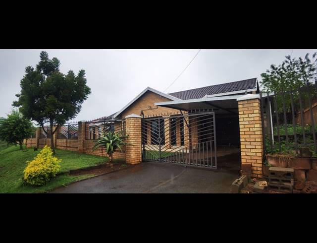 3 BEDROOM FREESTANDING SOLD IN HOWICK WEST
